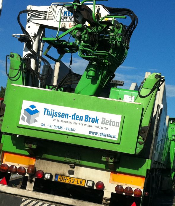 Iets met beton en brokken